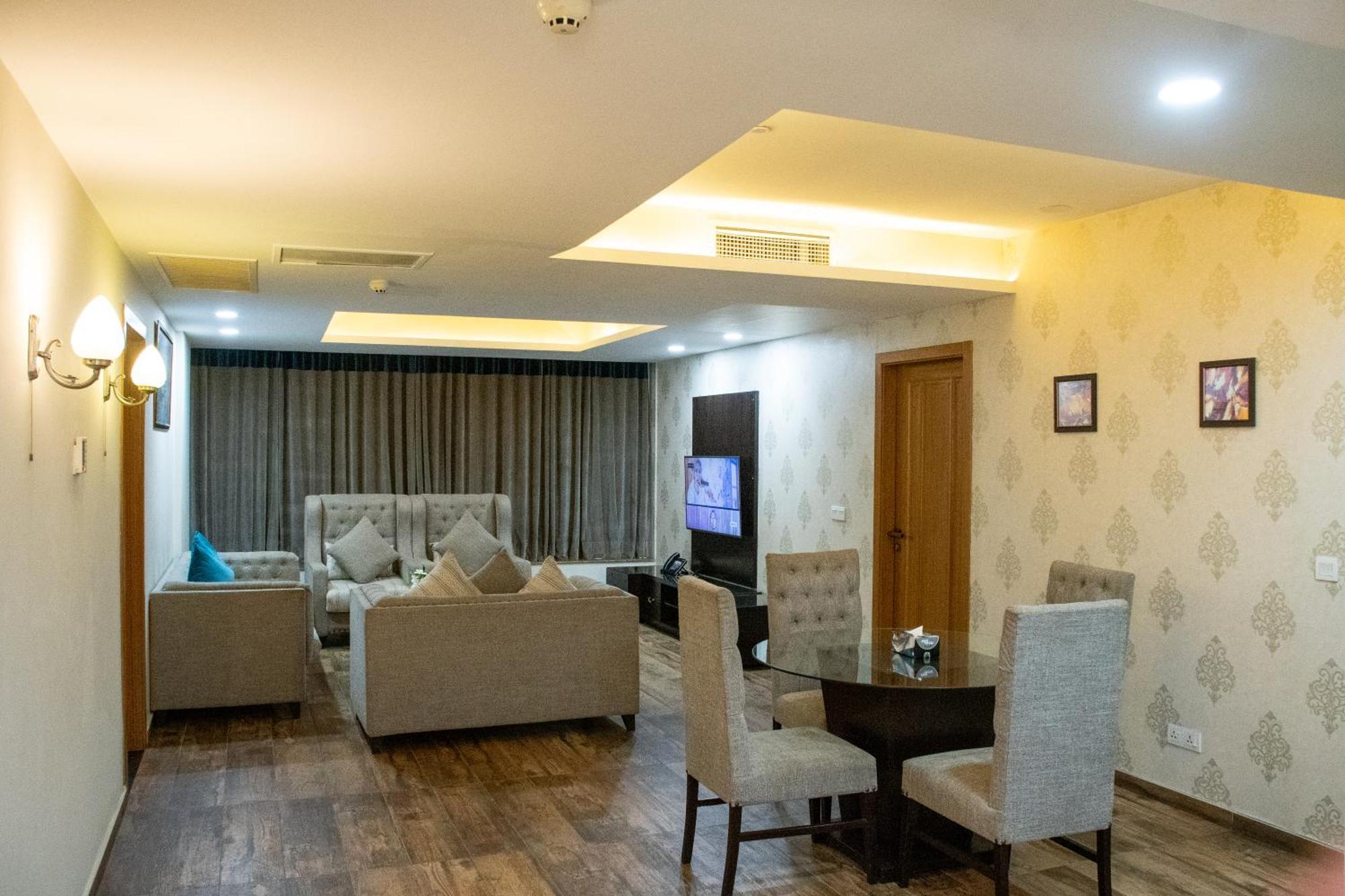 Centaurus Hotel Suites Islamabad Buitenkant foto